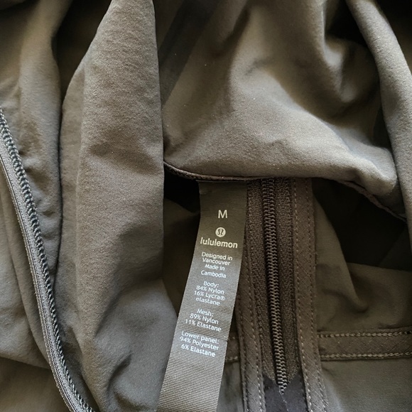 Lululemon fuel the track 1/2 zip size M - Picture 3 of 6